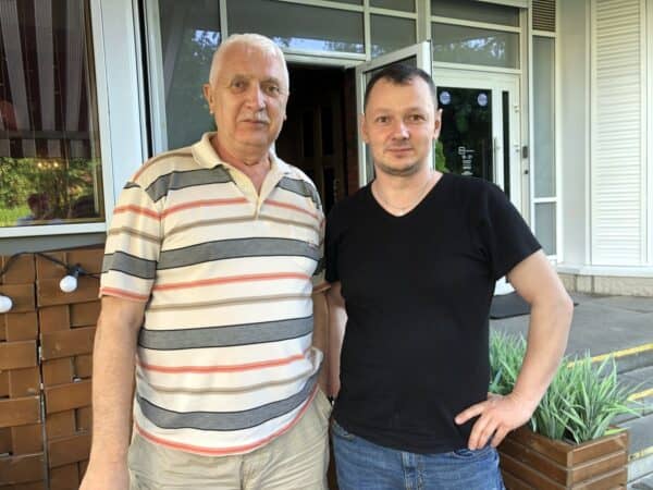 Сослуживцы - М. Ю. Кузнецов и В. Семеген, Москва, август 2023 года