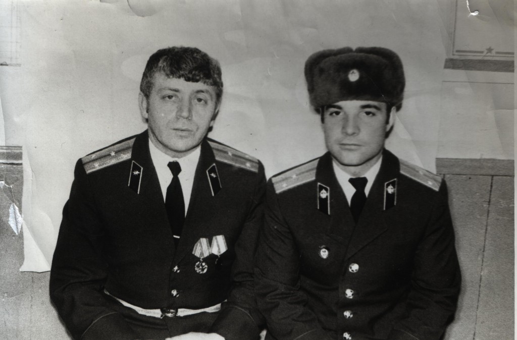 Старшие лейтенанты Лейдерман и Копейкин, 1983 год