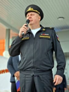 Видяево, 1 сентября 2025 года, открытие мемориальной доски в честь Героя России Геннадия Петровича Лячина
