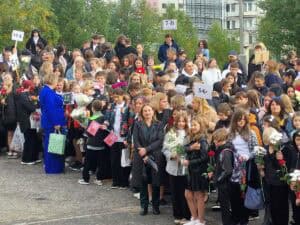 Видяево, 1 сентября 2025 года, открытие мемориальной доски в честь Героя России Геннадия Петровича Лячина